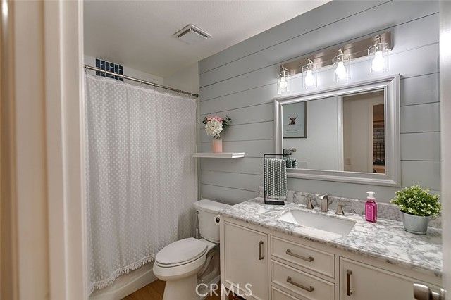 2015 W Ontario, Corona, CA 92882