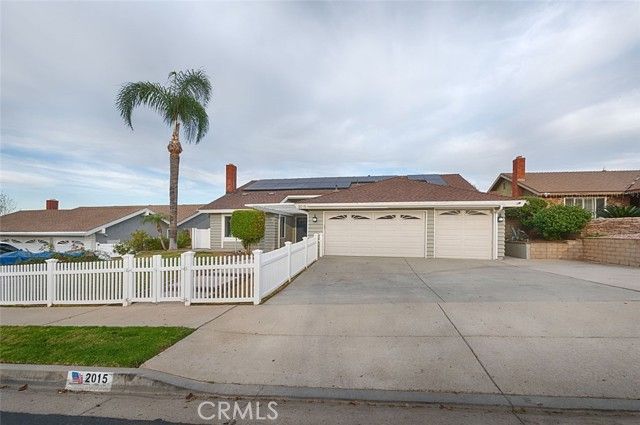 2015 W Ontario, Corona, CA 92882