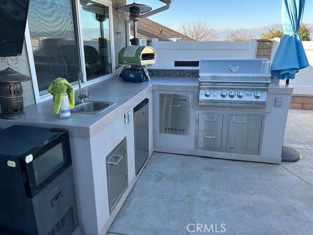 2015 W Ontario, Corona, CA 92882