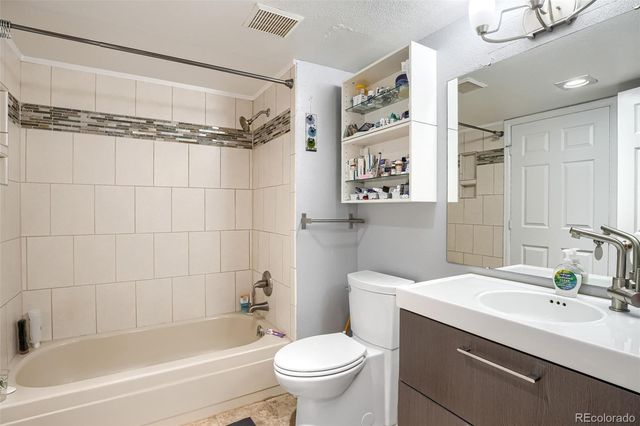 4899 S Dudley Street I7, Littleton, CO 80123