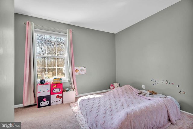 39 COUNTRY CLUB RD, Pine Hill, NJ 08021