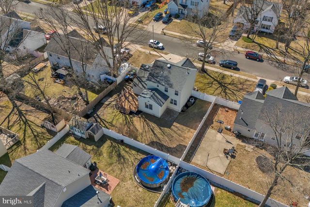 39 COUNTRY CLUB RD, Pine Hill, NJ 08021