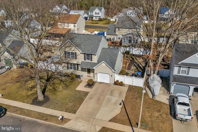 39 COUNTRY CLUB RD, Pine Hill, NJ 08021