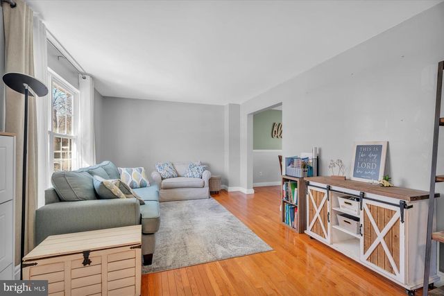 39 COUNTRY CLUB RD, Pine Hill, NJ 08021