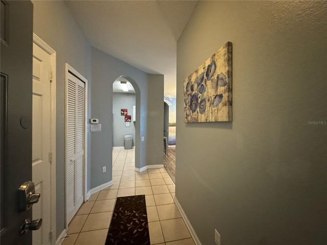2305 SILVER PALM DRIVE 302, Kissimmee, FL 34747