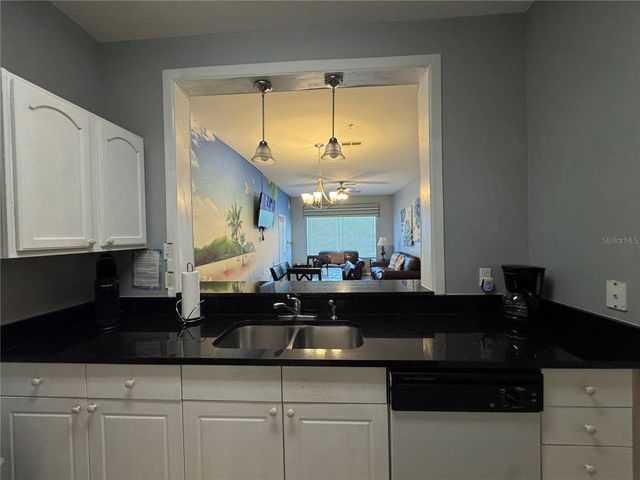 2305 SILVER PALM DRIVE 302, Kissimmee, FL 34747