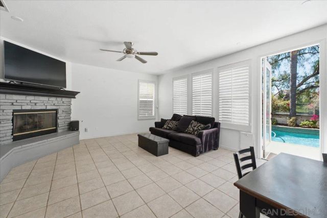 10669 El Caballo, San Diego, CA 92127