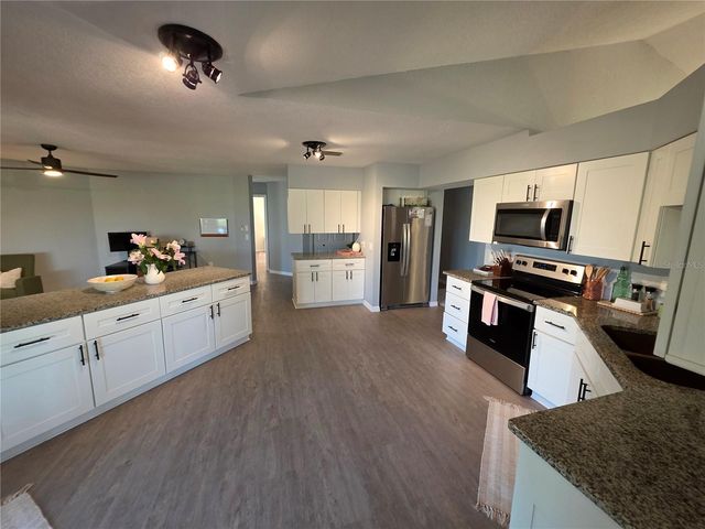 13 SEAWARD CIRCLE, Placida, FL 33946