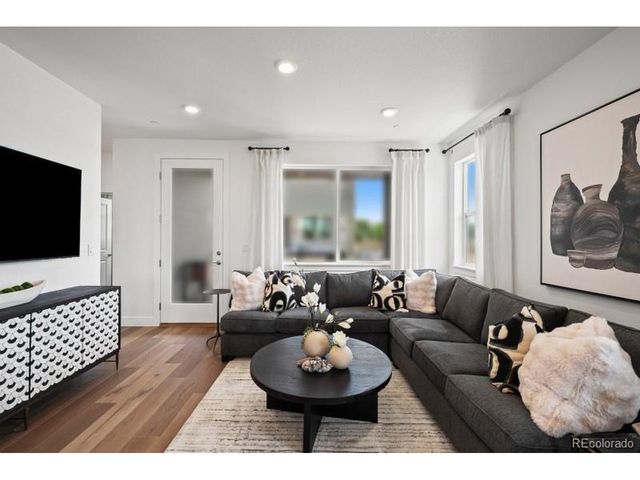 2908 W 56th Pl, Denver, CO 80221