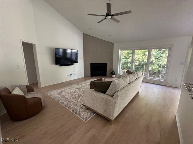 660 Marsh Way, Brunswick, OH 44212