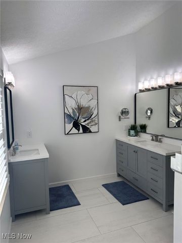 660 Marsh Way, Brunswick, OH 44212