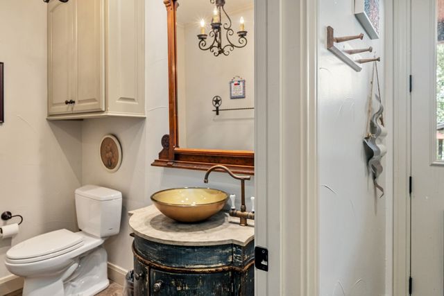 172 Enchanted Drive, Enchanted Oaks, TX 75156