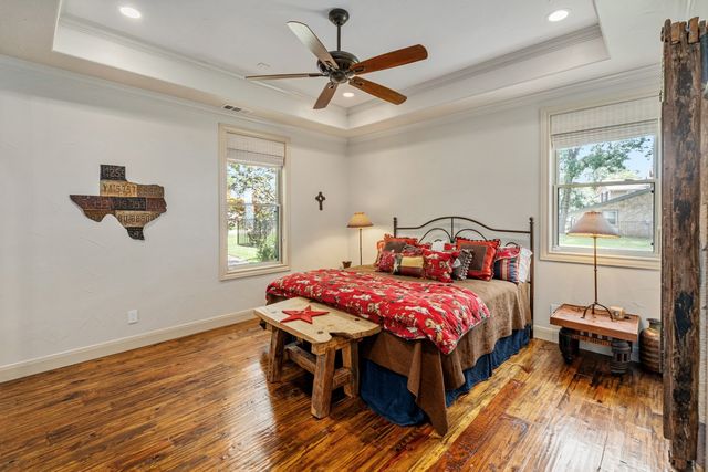 172 Enchanted Drive, Enchanted Oaks, TX 75156