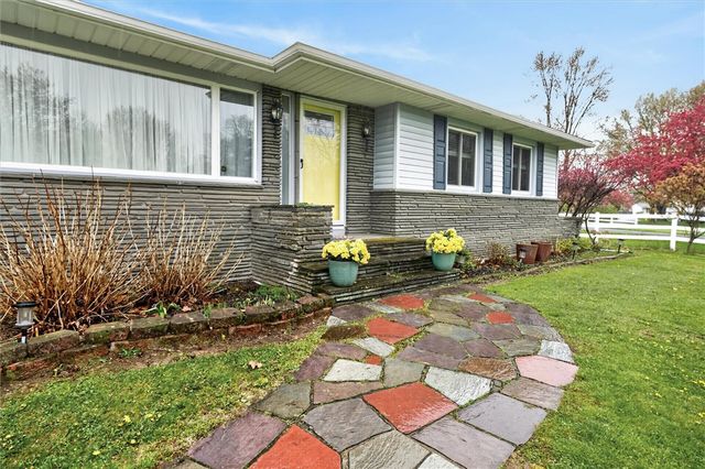 1 Sun Valley Drive, Gates, NY 14606
