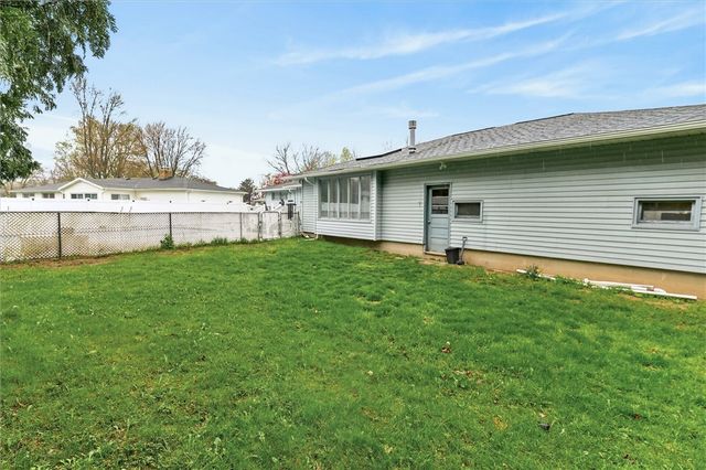 1 Sun Valley Drive, Gates, NY 14606