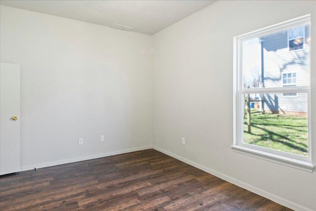 1123 E Blaine Street, Springfield, MO 65803