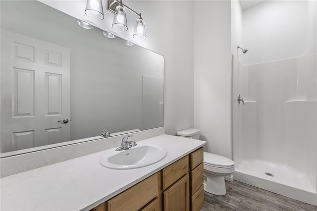 1639 N Arkansas Street 101, Rogers, AR 72756
