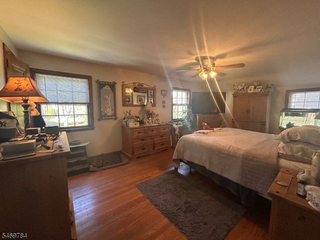 647 Duquesne Ter, Union Twp., NJ 07083