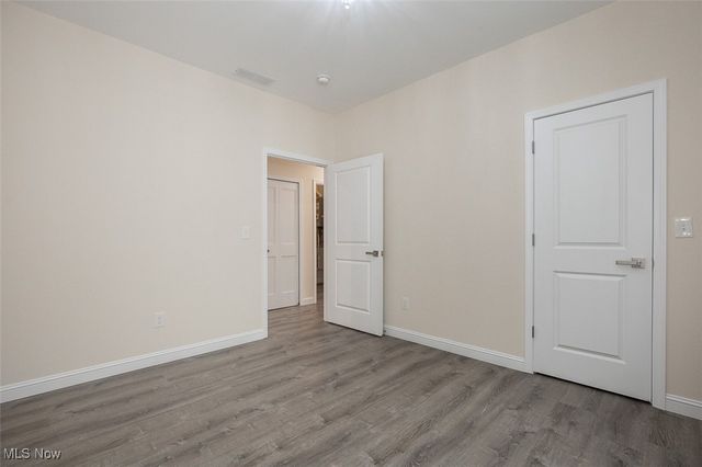 6363 Lockhaven Drive, Brook Park, OH 44142