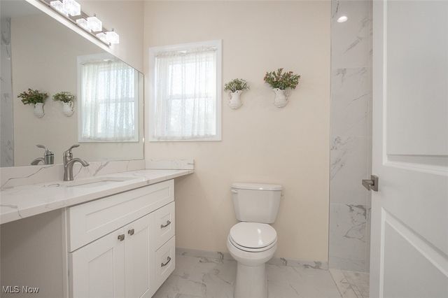 6363 Lockhaven Drive, Brook Park, OH 44142