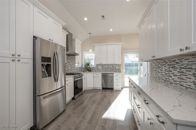 6363 Lockhaven Drive, Brook Park, OH 44142