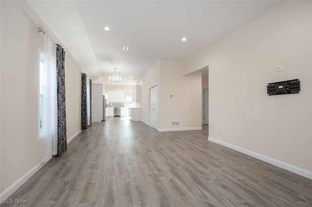 6363 Lockhaven Drive, Brook Park, OH 44142