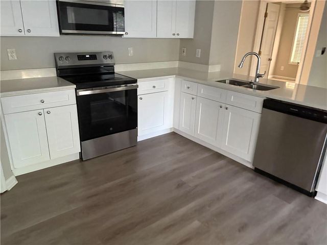 12242 Molly Sue Lane, Fayetteville, GA 30215