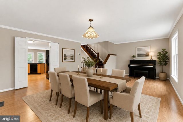 302 BRIGHTON CIR, Devon, PA 19333