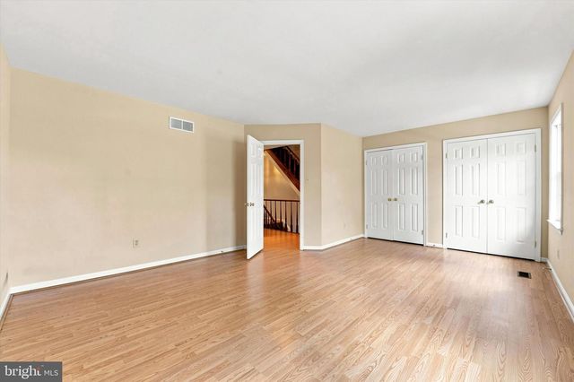 302 BRIGHTON CIR, Devon, PA 19333