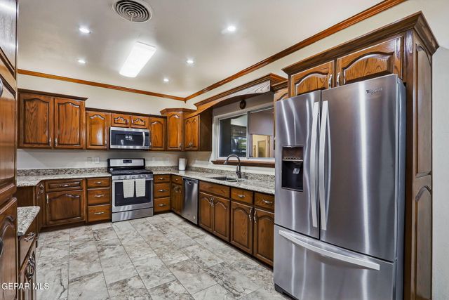 4209 Park Hill Drive, El Paso, TX 79902