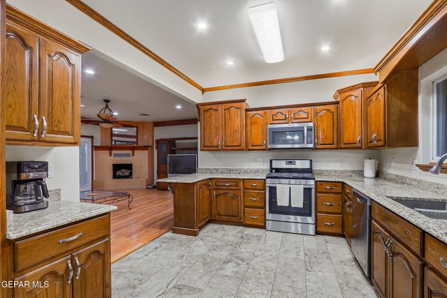 4209 Park Hill Drive, El Paso, TX 79902