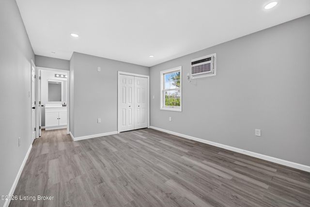 651 Beech Grove Rd, Shepherdsville, KY 40165