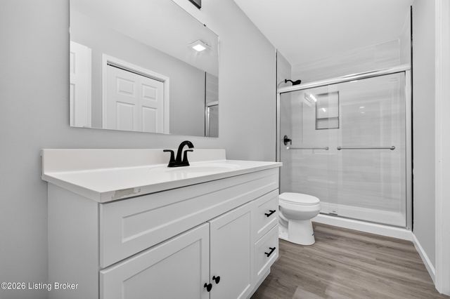 651 Beech Grove Rd, Shepherdsville, KY 40165