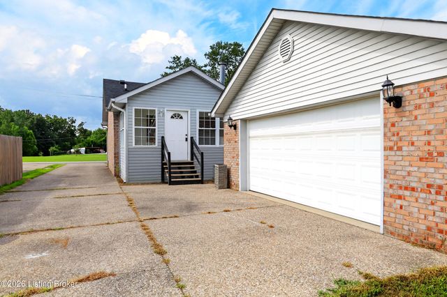 651 Beech Grove Rd, Shepherdsville, KY 40165