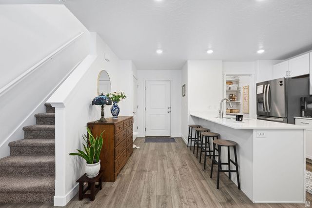 532 N WINDING RIVER AVE, Lehi, UT 84043