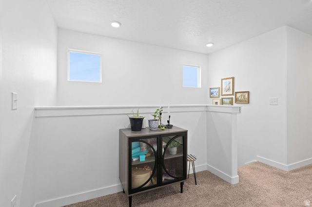 532 N WINDING RIVER AVE, Lehi, UT 84043