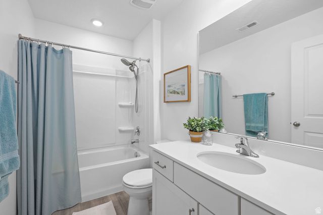 532 N WINDING RIVER AVE, Lehi, UT 84043