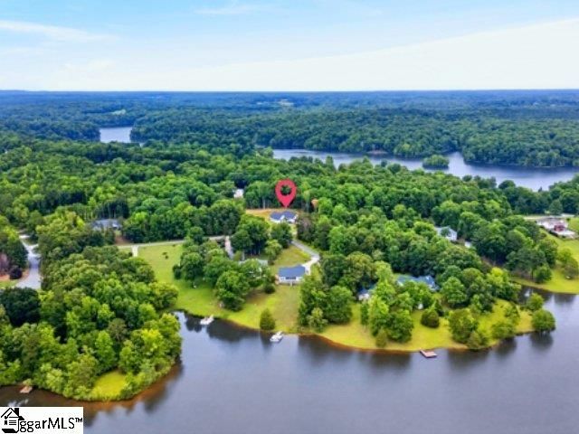 501 W Peninsula Drive, Laurens, SC 29360