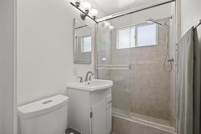 5542 Fleetwood Dr, Citrus Heights, CA 95621