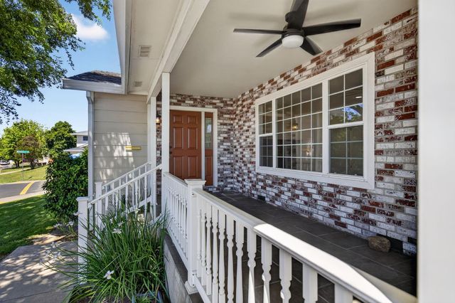5542 Fleetwood Dr, Citrus Heights, CA 95621