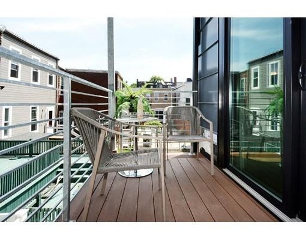 511 E. 5th 3F, Boston, MA 02127