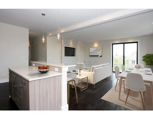 511 E. 5th 3F, Boston, MA 02127