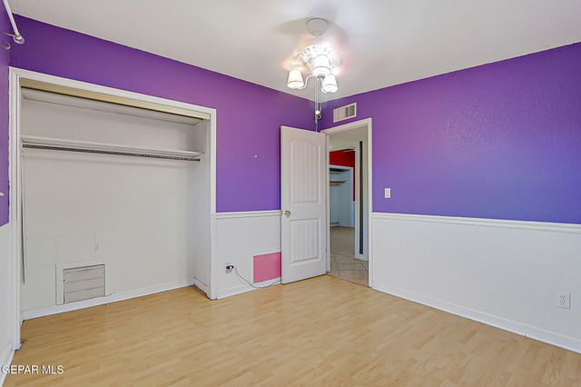 1909 CROW Drive, El Paso, TX 79935