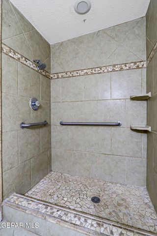 1909 CROW Drive, El Paso, TX 79935