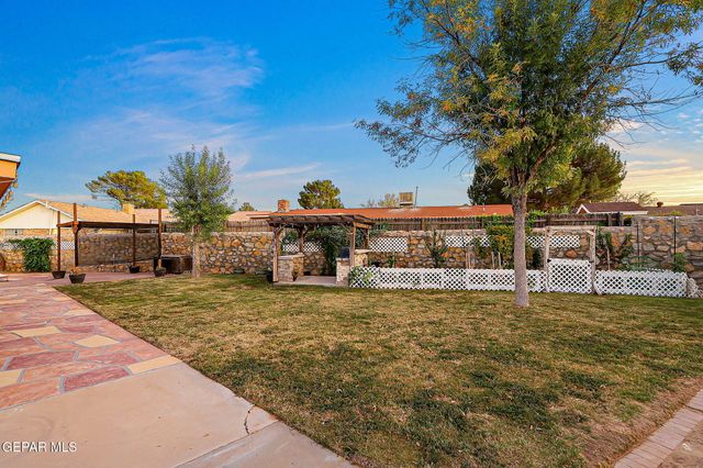1909 CROW Drive, El Paso, TX 79935