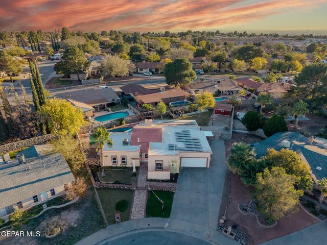 1909 CROW Drive, El Paso, TX 79935