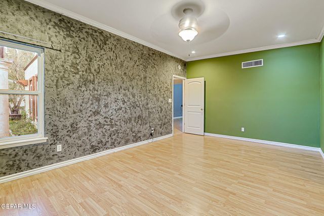 1909 CROW Drive, El Paso, TX 79935