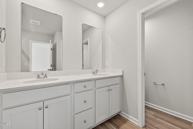 414 Barrington Key Drive, Zebulon, NC 27597