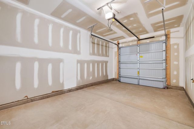 414 Barrington Key Drive, Zebulon, NC 27597
