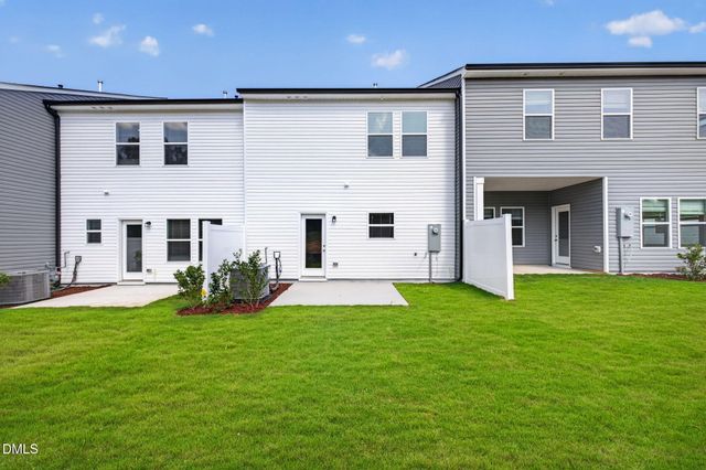 414 Barrington Key Drive, Zebulon, NC 27597
